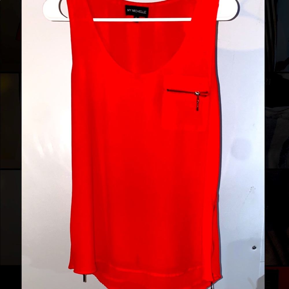Sleeveless Shirt
